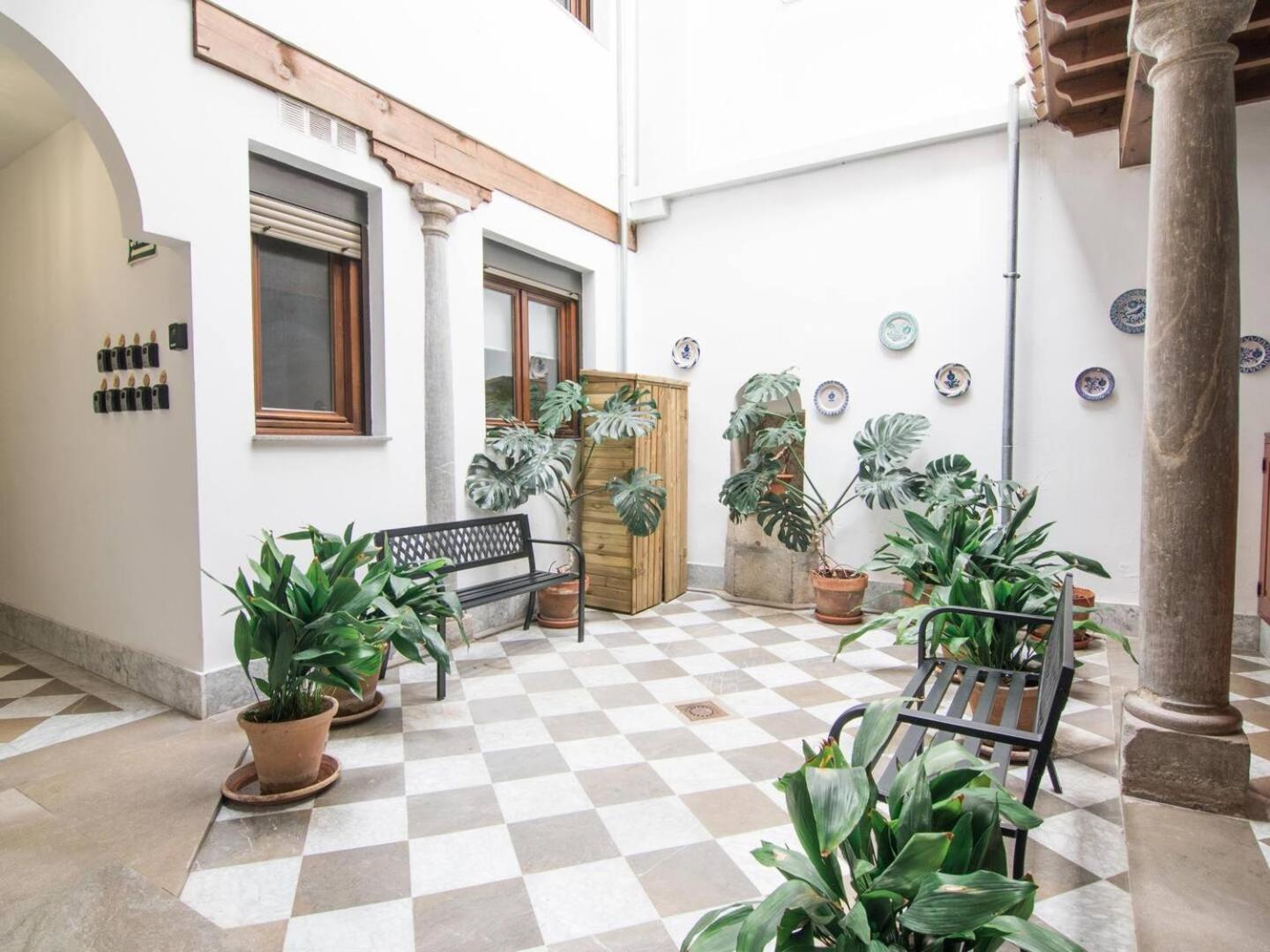 Tuguest Plaza De Gracia Granada Exterior foto